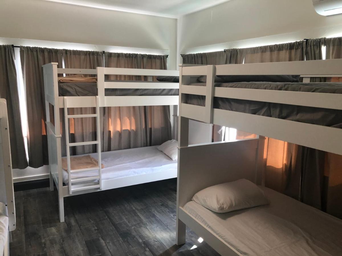 The Wilshire Metro Hostel Λος Άντζελες Εξωτερικό φωτογραφία