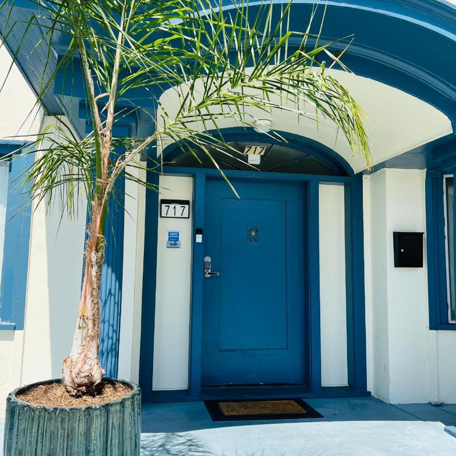 The Wilshire Metro Hostel Λος Άντζελες Εξωτερικό φωτογραφία